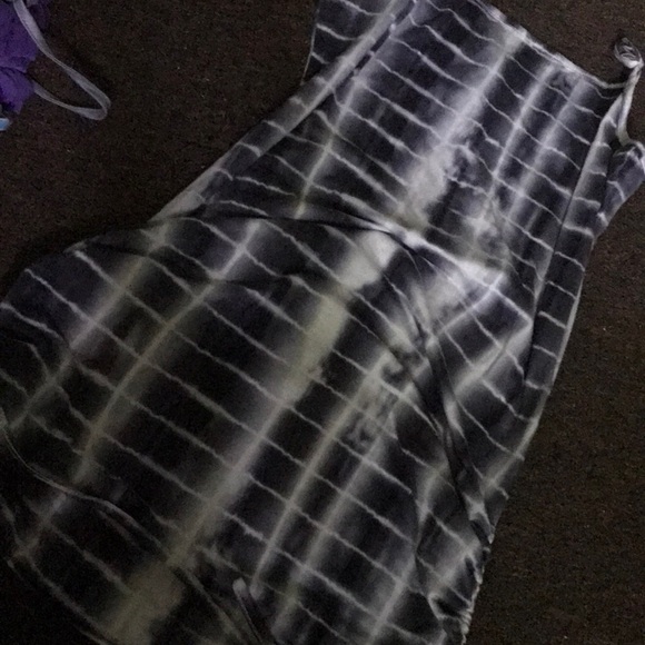 Grey dress size is a large - Picture 1 of 1